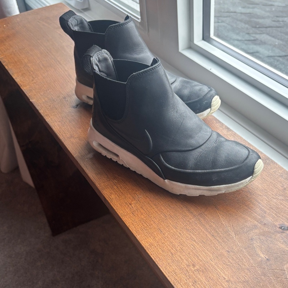 Nike Women’s Ankle Boots